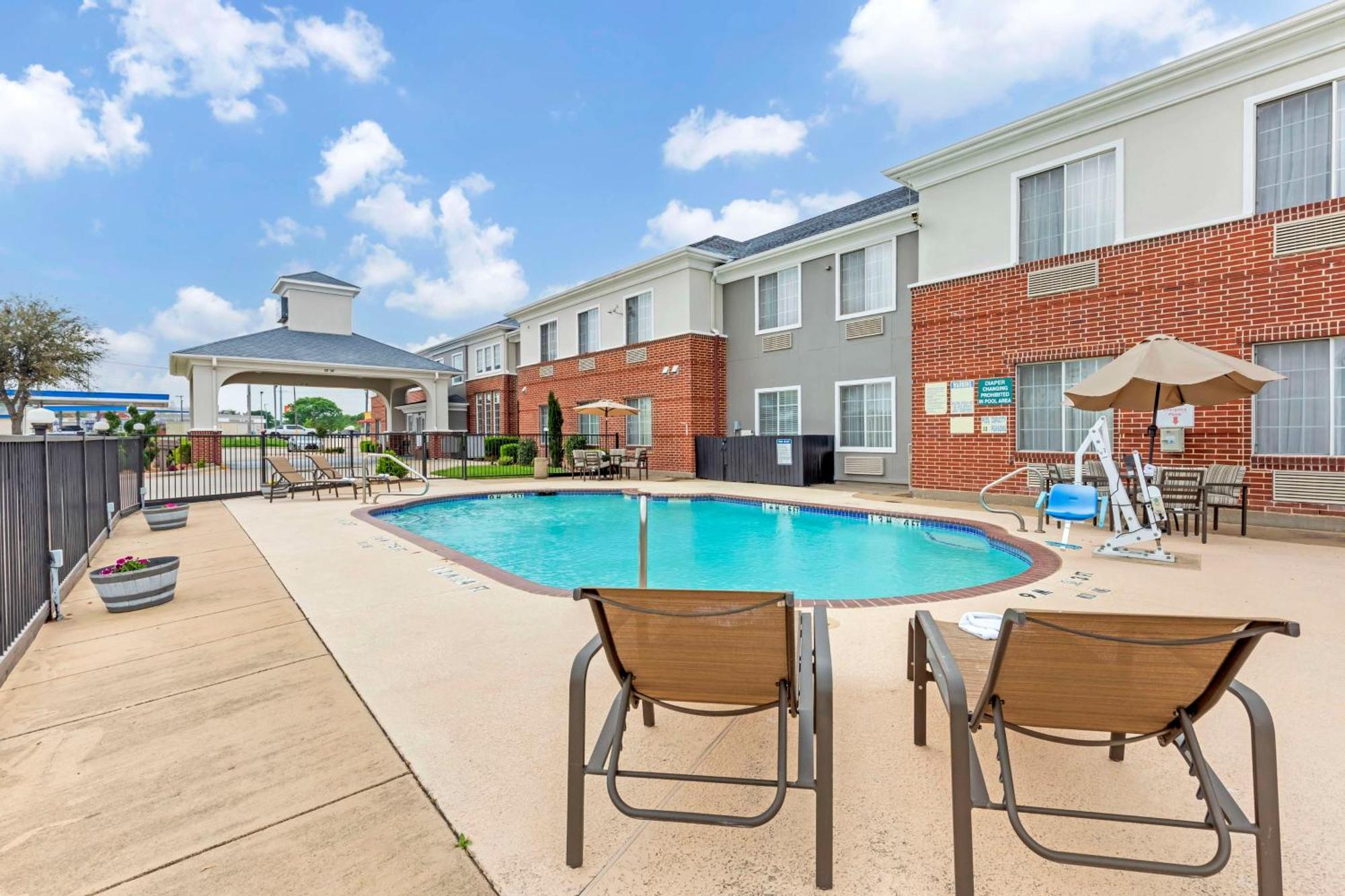 Best Western Fort Worth Inn And Suites Exteriör bild